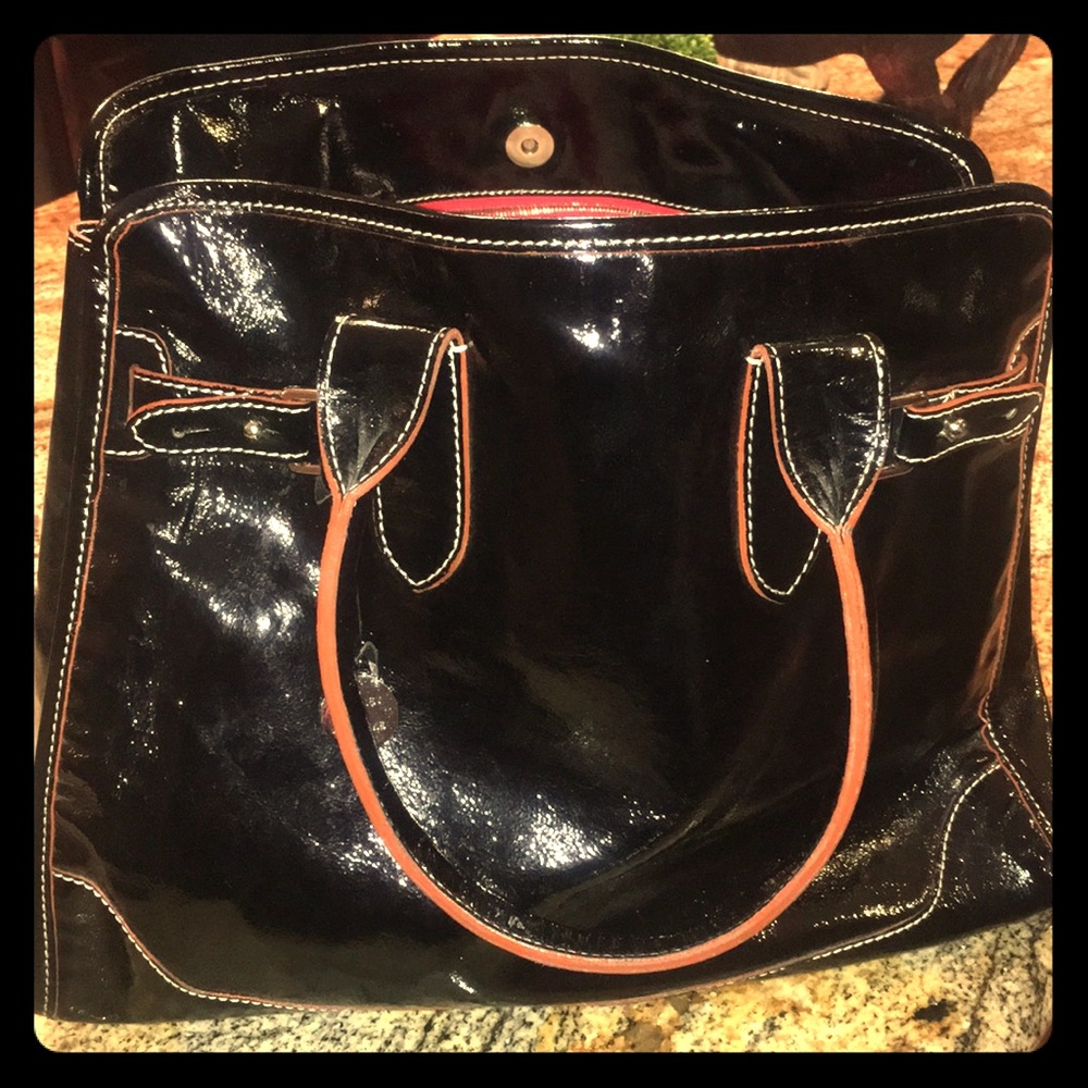 ♥️❤️😍‼️Dooney & Burke black patent purse ❤️😍